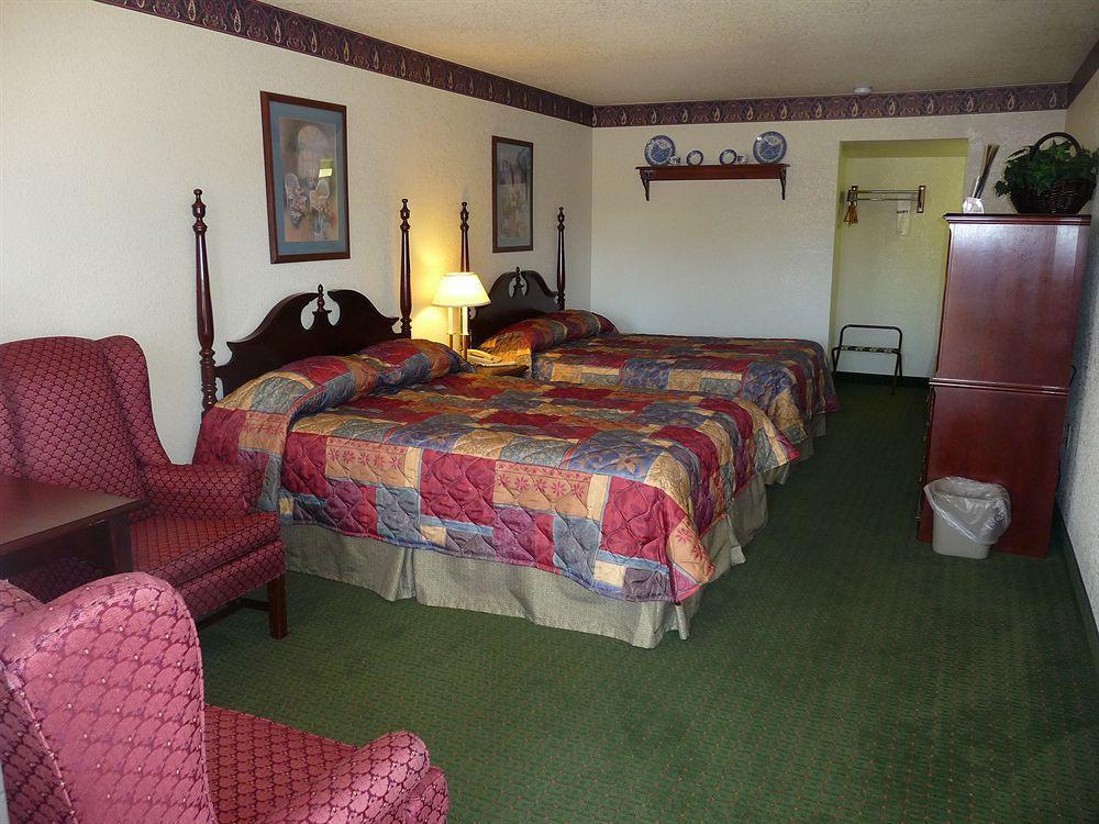 The Kc Motel Show Low Exterior foto